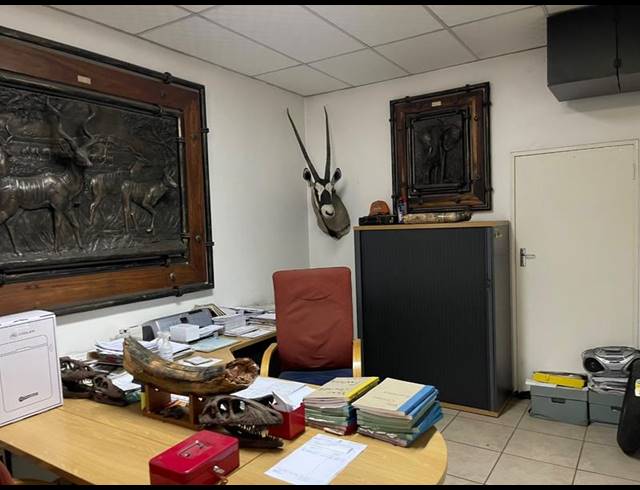 BUSINESS FOR SALE IN VANDERBIJLPARK CE 6